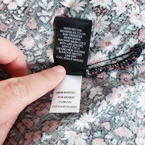 Torrid Sweetheart Peplum Top 2X Ditsy Floral Romantic Boho Waist Cutouts Flirty - Picture 7 of 8